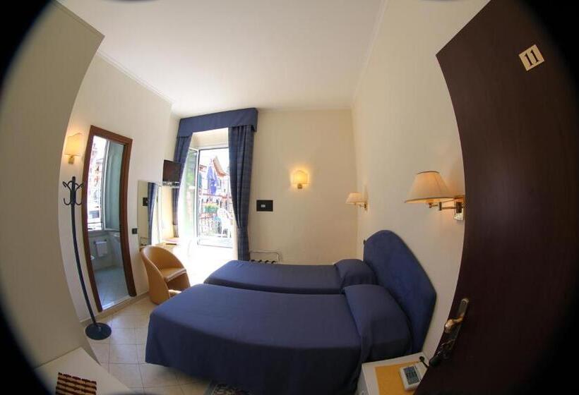 غرفة سوبيريور, Stella