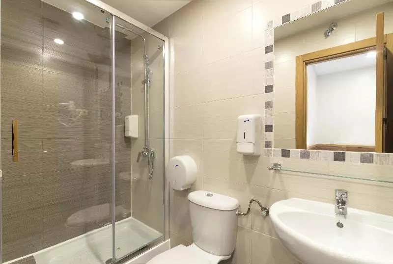 Quarto Triplo Standart, Stella