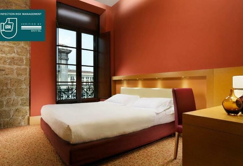 اتاق کلاسیک, Unahotels Napoli