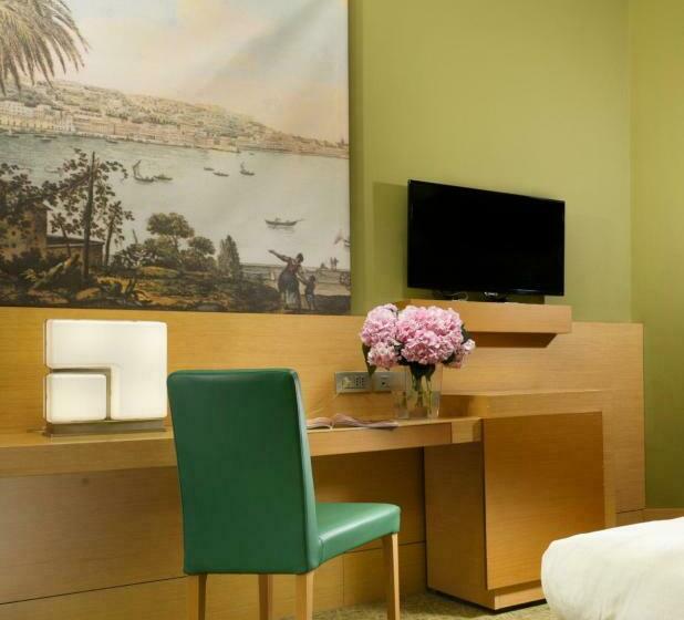 اتاق کلاسیک یک تخته, Unahotels Napoli