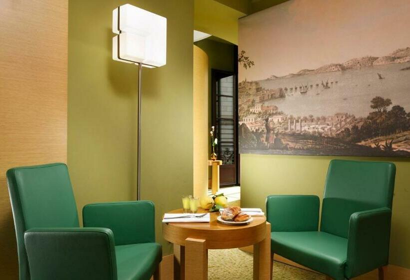سوییت, Unahotels Napoli