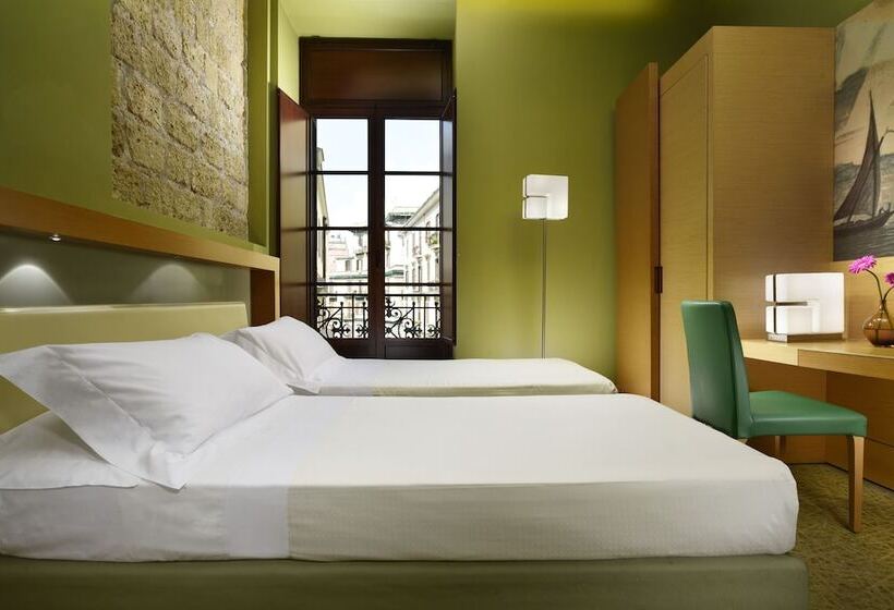 اتاق کلاسیک, Unahotels Napoli