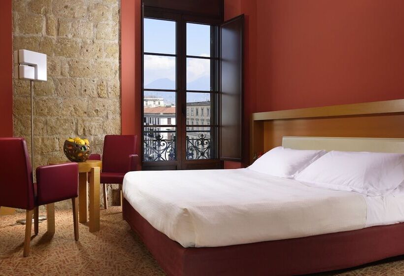اتاق اجرایی, Unahotels Napoli