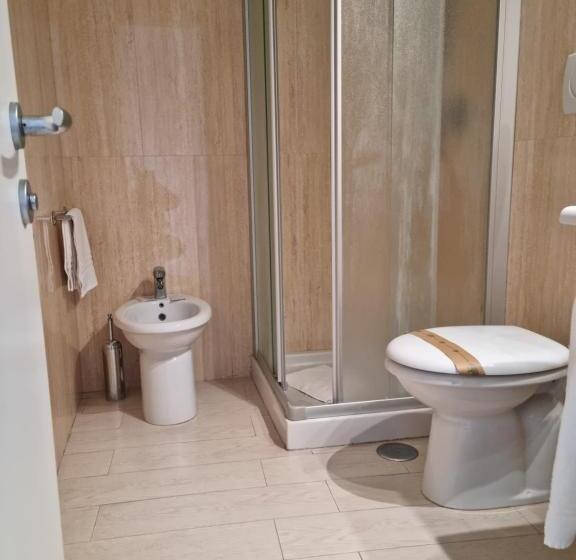 חדר סטנדרט יחיד, Virgilio