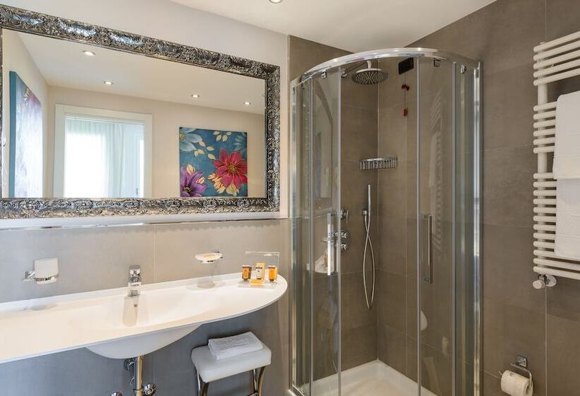 سوییت جونیور, Windsor Hotel Milano