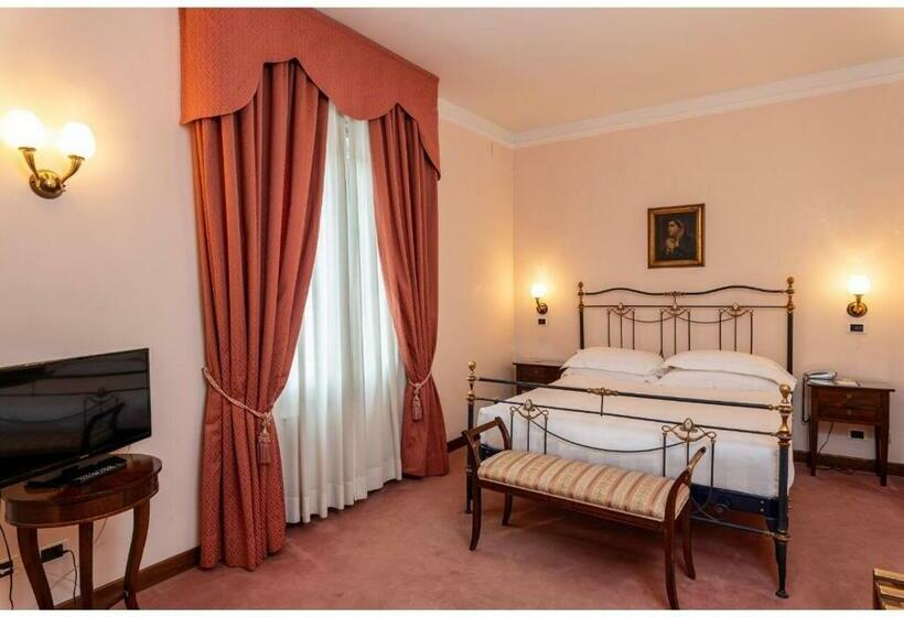 اتاق لوکس, Phi Hotel Canalgrande