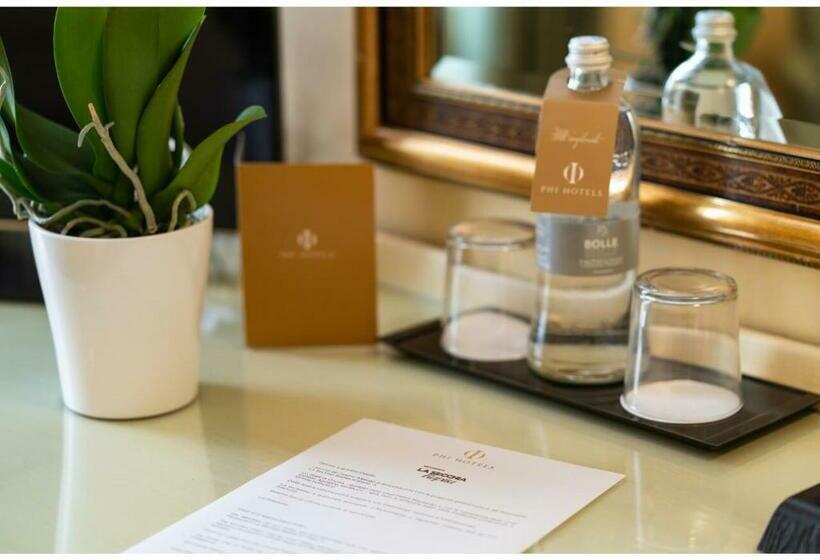 سوییت جونیور, Phi Hotel Canalgrande