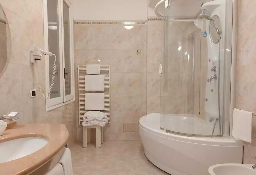ジュニアスイート, Phi Hotel Canalgrande