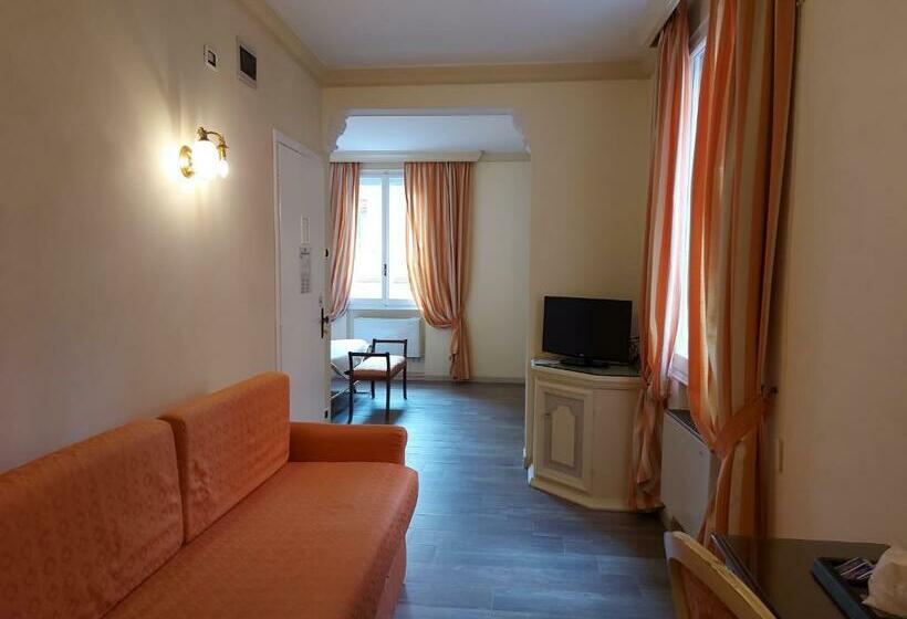 سوییت جونیور, Phi Hotel Canalgrande