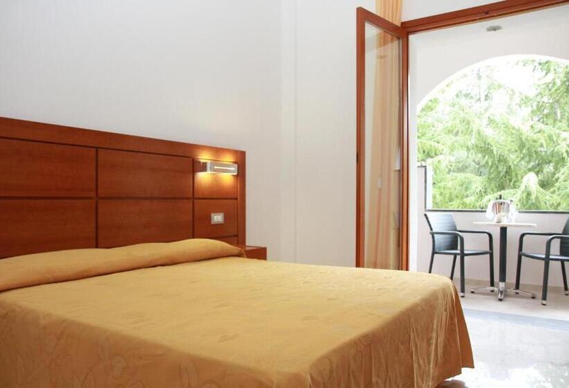 标准间, Villaggio Turistico La Mantinera