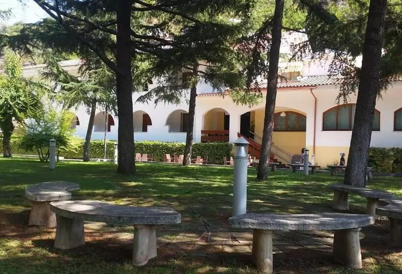 اتاق استاندارد سه نفره, Villaggio Turistico La Mantinera