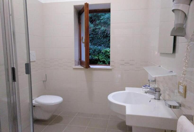 家庭间, Villaggio Turistico La Mantinera