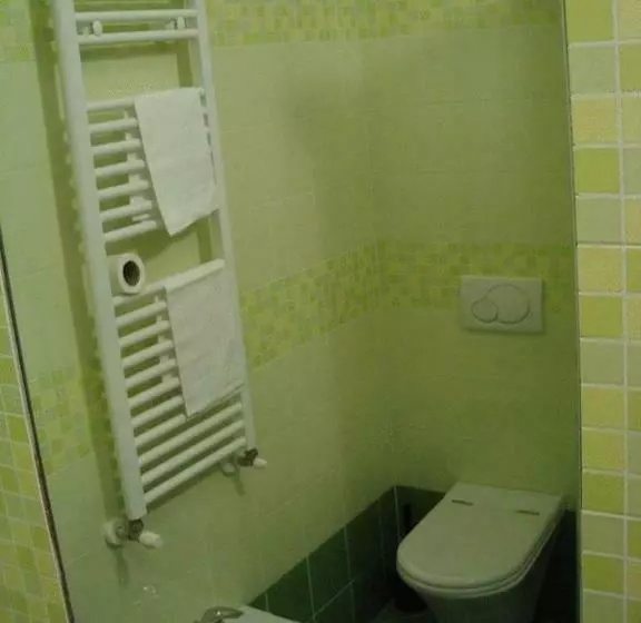 اتاق استاندارد سه نفره, Eco Art Hotel Statuto