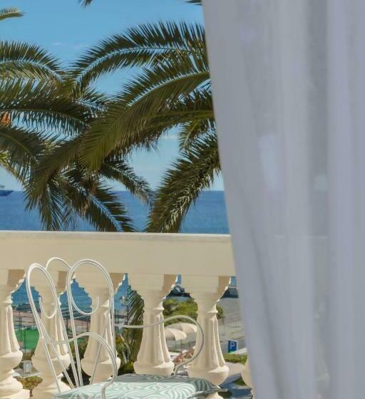 סוויטה נוף לים, Grand Hotel Miramare