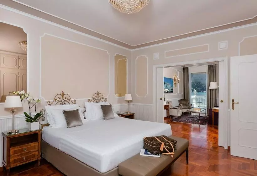Suite Deluxe Vista Mare, Grand Hotel Miramare