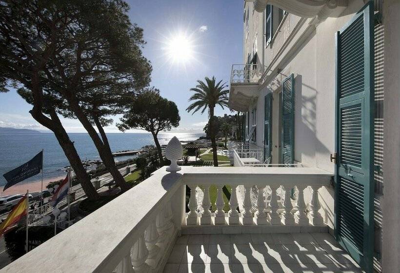 Deluxe Suite Sea View, Grand Hotel Miramare