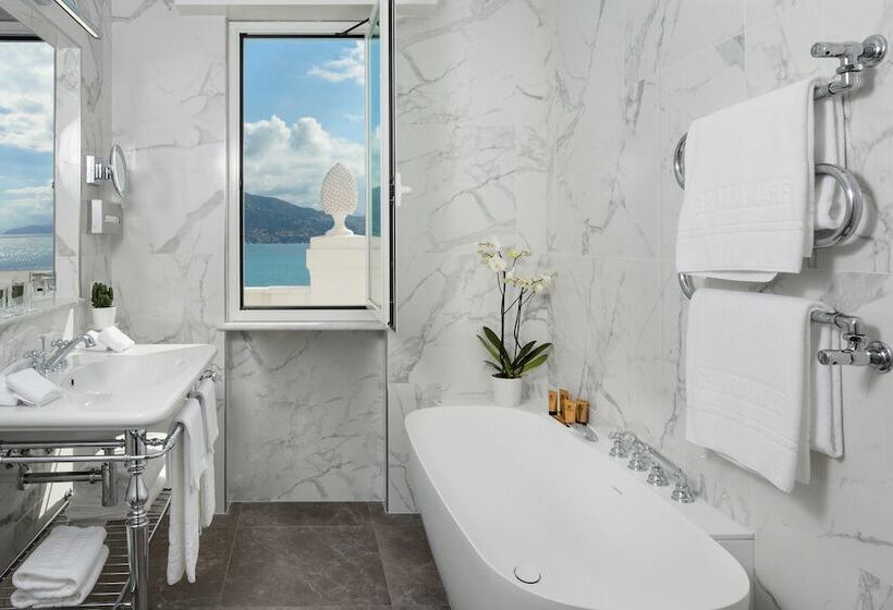 סוויטת דלוקס נוף לים, Grand Hotel Miramare