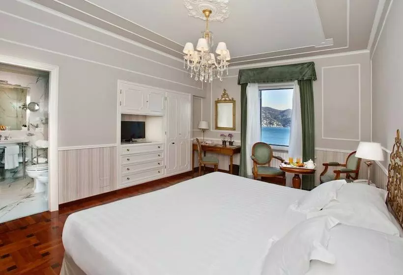 Camera Deluxe Vista Mare, Grand Hotel Miramare
