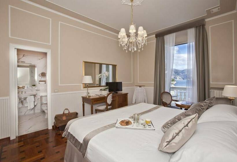 חדר דלוקס נוף לים, Grand Hotel Miramare