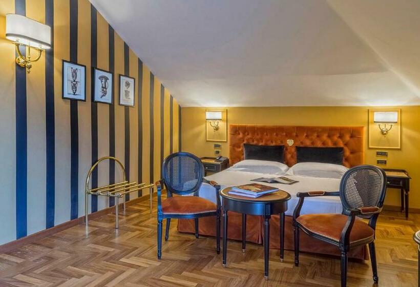 Люкс, Grand Hotel Villa Politi