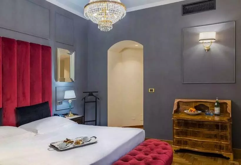 スイート, Grand Hotel Villa Politi