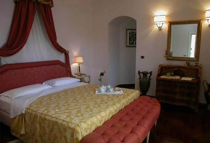 スイート, Grand Hotel Villa Politi