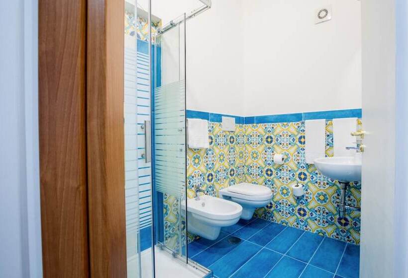 Номер Стандарт Вид на Море, Aequa