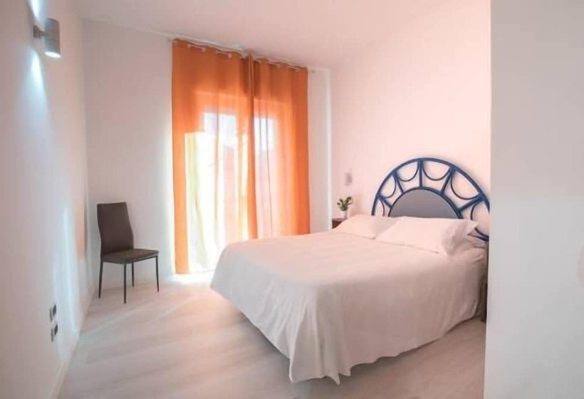 Номер Стандарт Вид на Море, Aequa