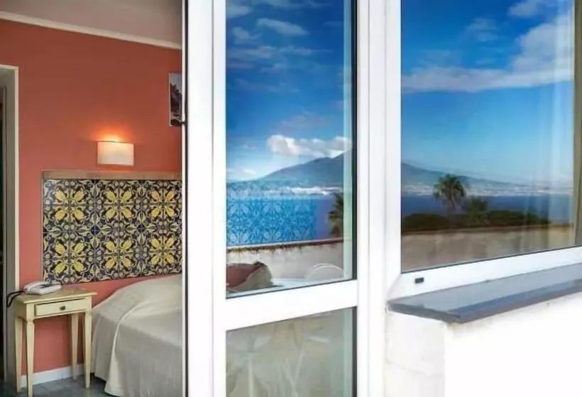 Superior Zimmer mit Balkon und Meerblick, Aequa