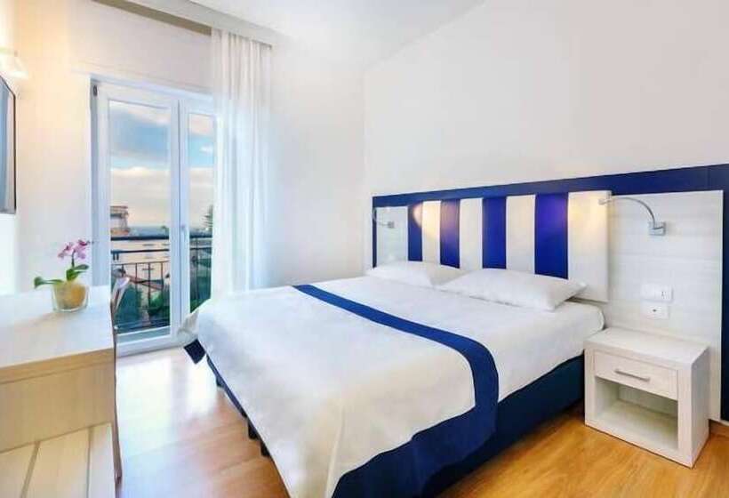 발코니가 있는 바다 전망 수피리어 룸, Aequa