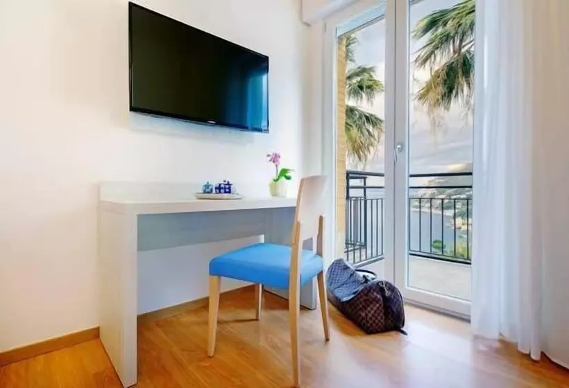 2 Schlafzimmer Suite, Aequa
