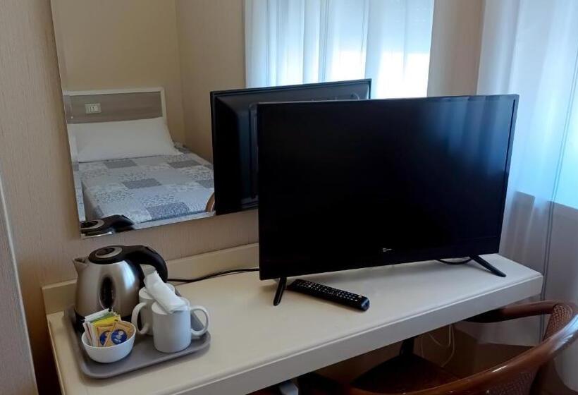 اتاق سوپریور, Al Sant Andrea