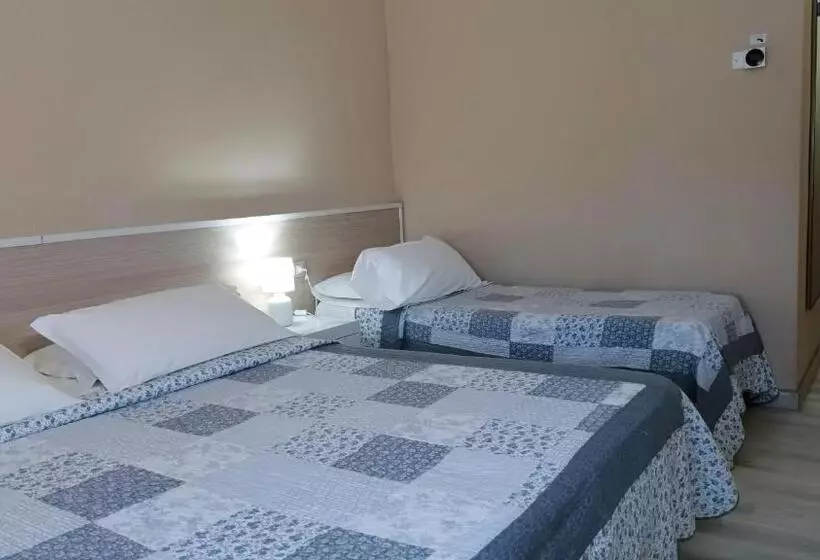 اتاق سوپریور سه تخته, Al Sant Andrea