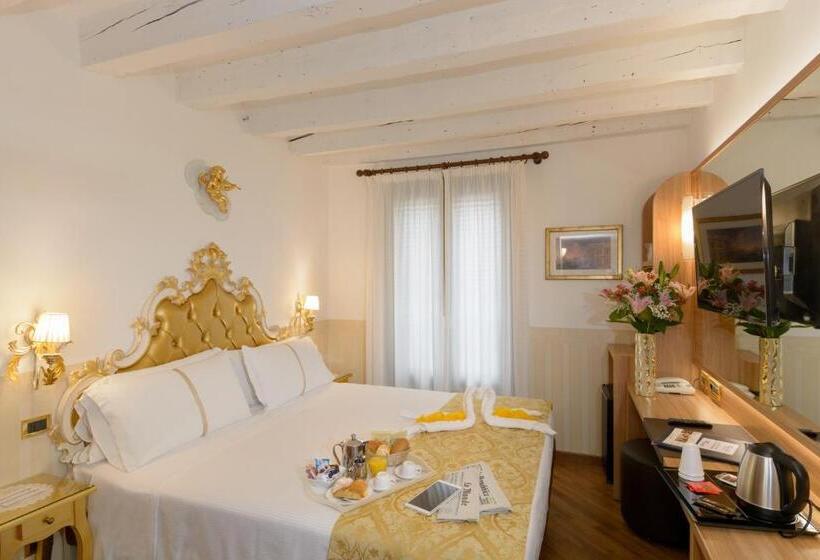 اتاق سوپریور, Unahotels Ala Venezia Adults 16