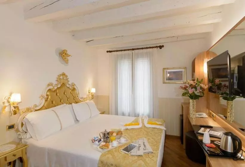 اتاق سوپریور, Unahotels Ala Venezia Adults 16