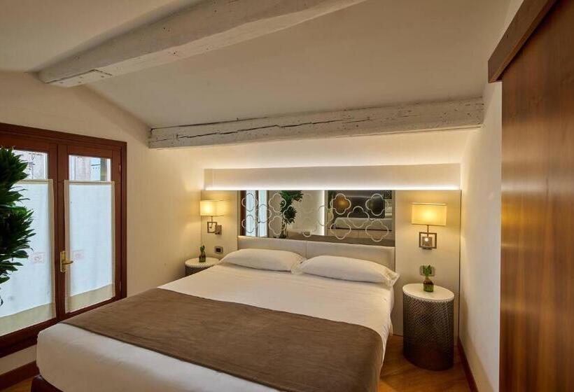 اتاق لوکس, Unahotels Ala Venezia Adults 16