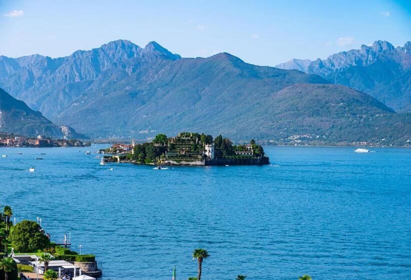 غرفة ديلوكس, Astoria