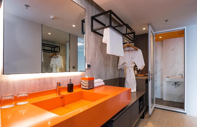 غرفة ديلوكس, Astoria