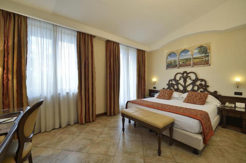 Chambre Deluxe, Athena