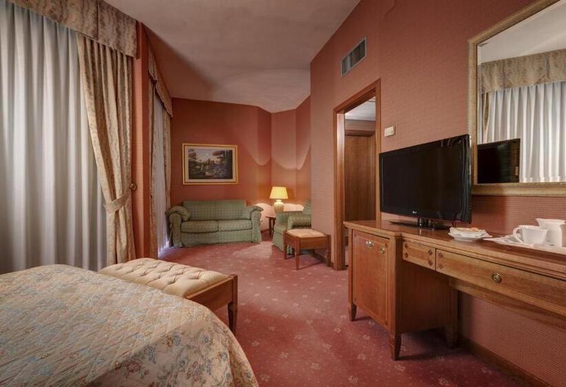 ジュニアスイート, Borgo Palace