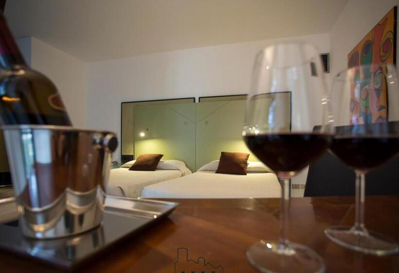 اتاق کلاسیک, Buonconsiglio