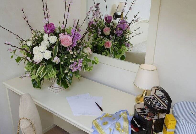 Habitació Superior, Carlton Capri