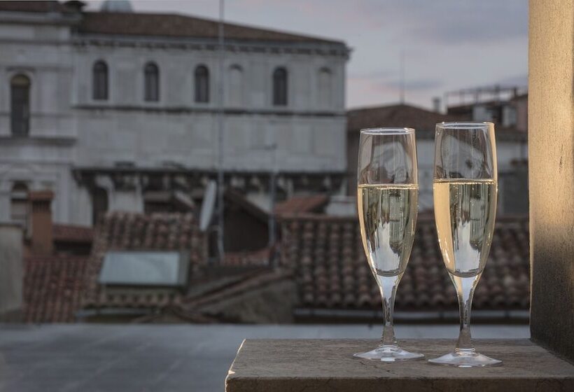 1 Bedroom Apartment, Commercio & Pellegrino