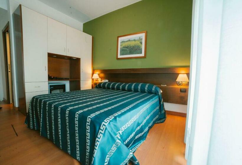 스탠다드 룸 측면 바다 전망, Continental