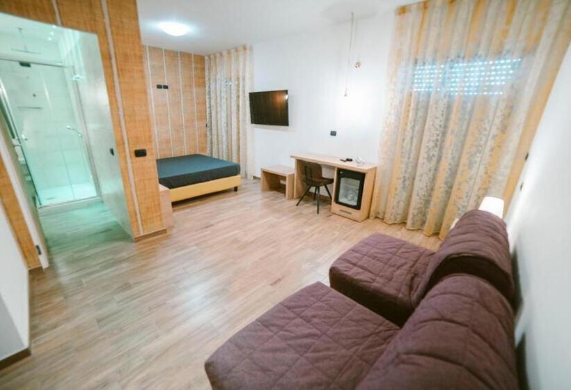 수피리어 패밀리 룸, Continental