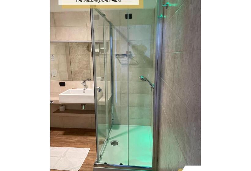 수피리어 패밀리 룸, Continental