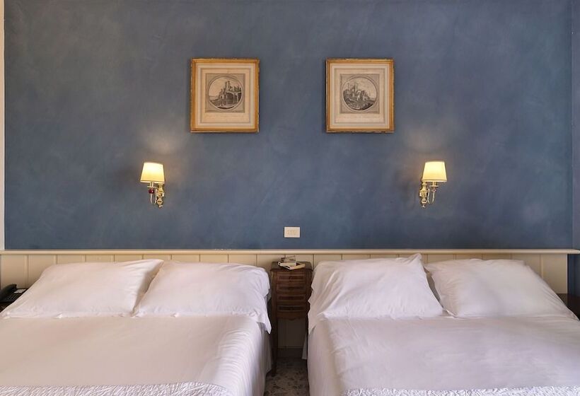 클래식 4인 룸, Cristina