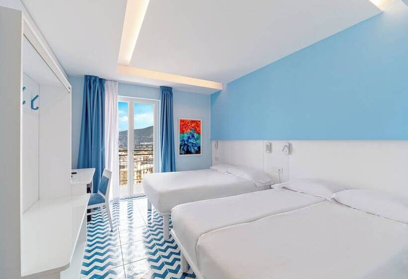 클래식 4인 룸, Cristina