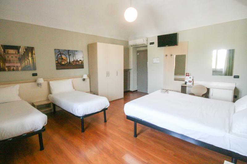 غرفة قياسية رباعية, Best Quality Hotel Dock Milano