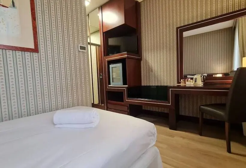 Pokój Superior Jednoosobowy, Garden Michelangelo